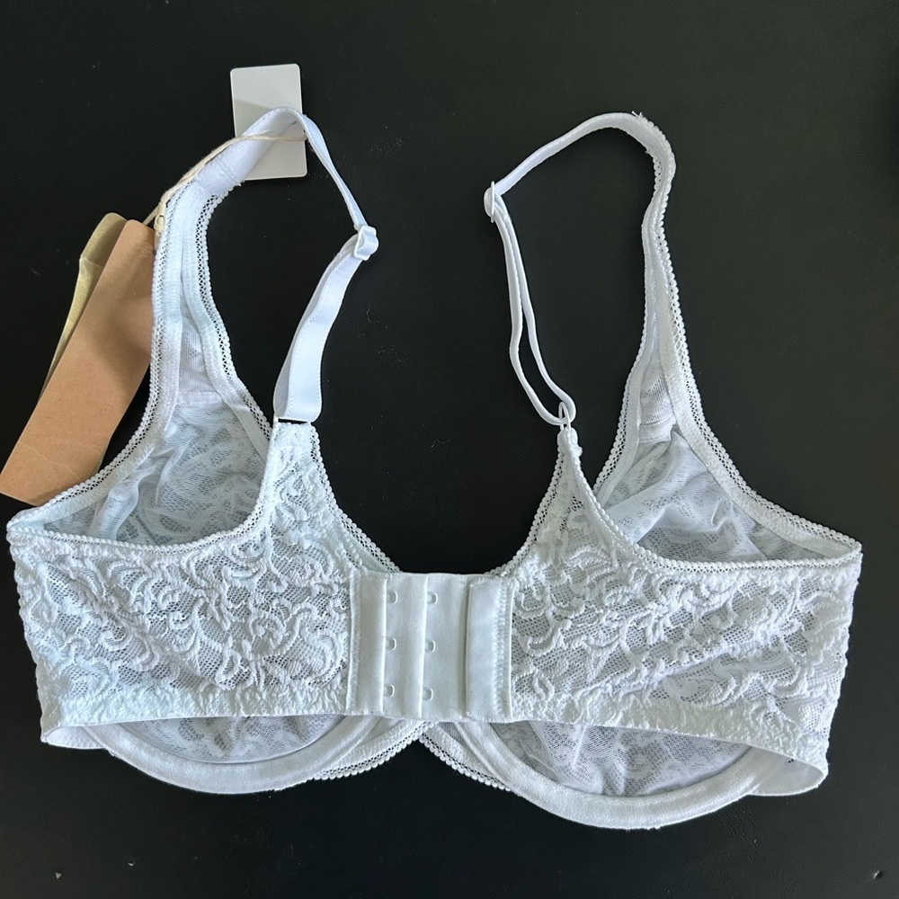 White Lace Underwire Bra - Women's Intimates - Picture 3 of 9